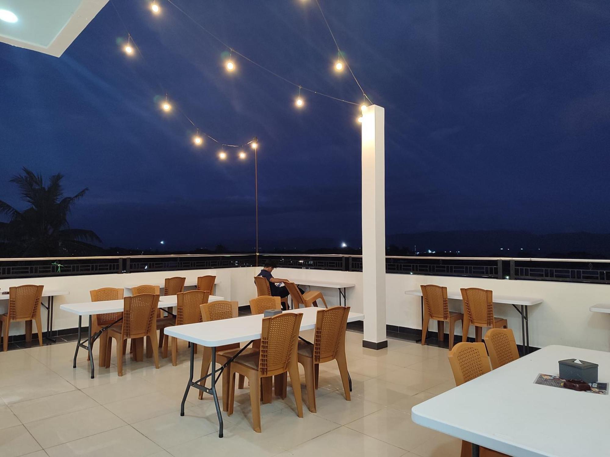 Dj Hotel Raha المظهر الخارجي الصورة